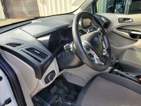 Used 2021 Ford Transit Connect XLT image 37