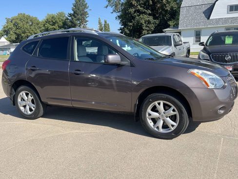 Used 2008 Nissan Rogue SL w/ Moonroof Pkg image 9