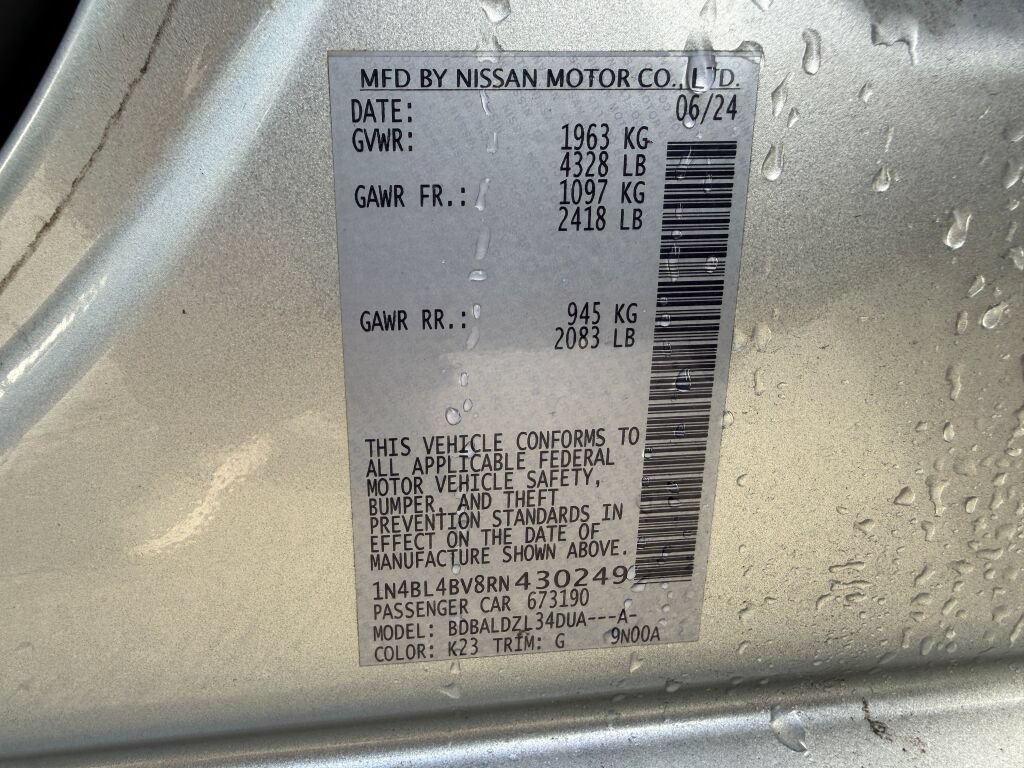 Used 2024 Nissan Altima 2.5 S FWD image 32