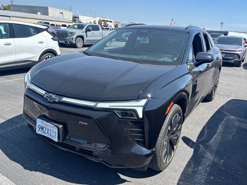 Used 2024 Chevrolet Blazer EV RS AWD/4WD image 2