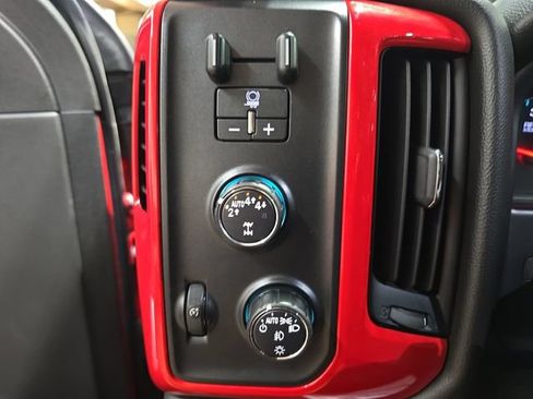 Used 2019 Chevrolet Silverado 1500 LT w/ All Star Edition AWD/4WD image 28