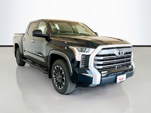 New 2026 Toyota Tundra Limited AWD/4WD image 3