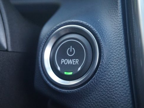 Used 2022 Chevrolet Bolt EUV Premier w/ Launch Edition image 34