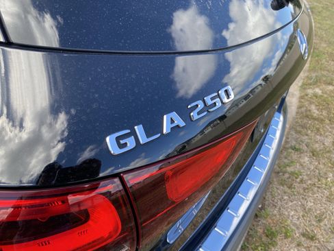 Used 2022 Mercedes-Benz GLA 250 4MATIC image 22