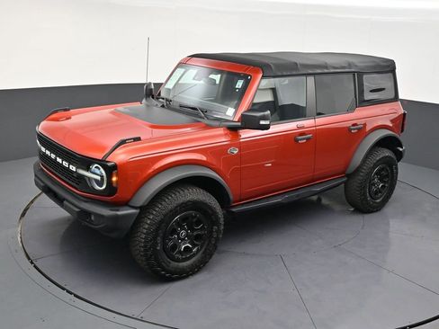 Used 2022 Ford Bronco Wildtrak AWD/4WD image 12