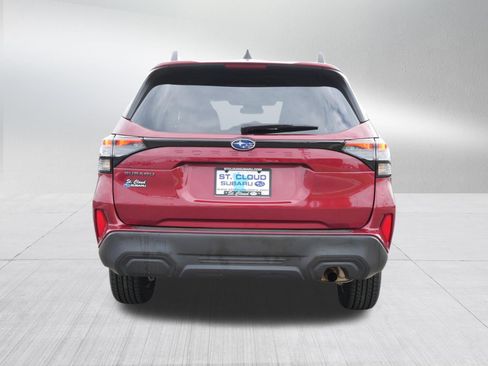 Certified 2025 Subaru Forester Premium AWD/4WD image 6