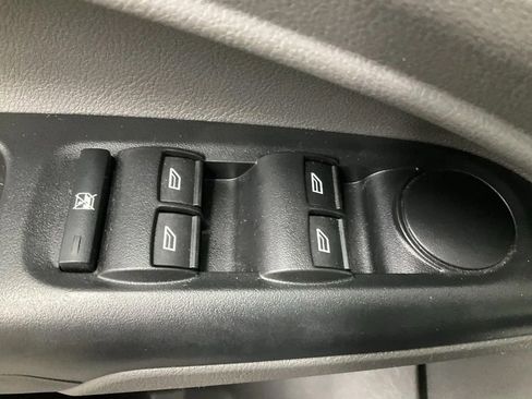 Used 2020 Ford Transit Connect XL image 15