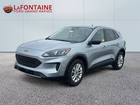 Used 2022 Ford Escape SE w/ Convenience Package image 1
