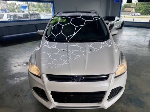Used 2016 Ford Escape Titanium w/ Canadian Touring Package AWD/4WD image 4