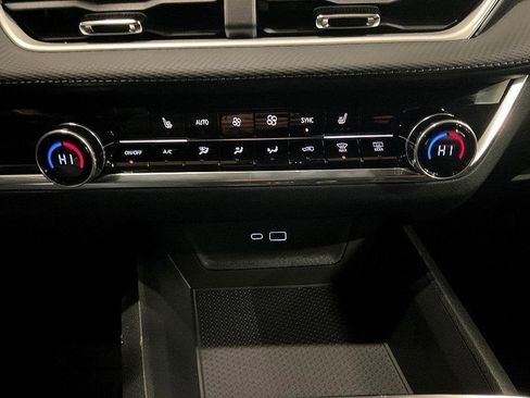 New 2026 Chevrolet Equinox LT image 21