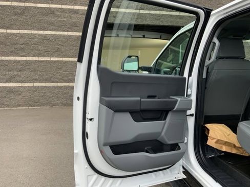 Used 2024 Ford F350 XL w/ Snow Plow Prep Package image 21