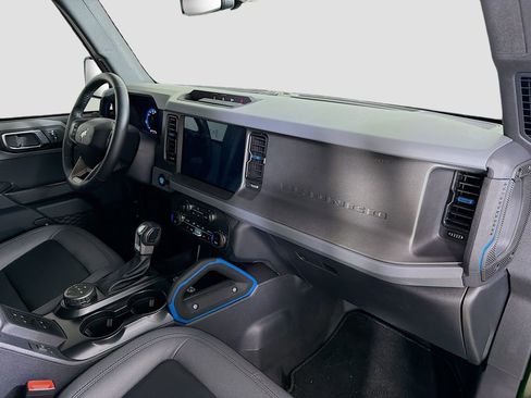 Used 2024 Ford Bronco Black Diamond AWD/4WD image 29