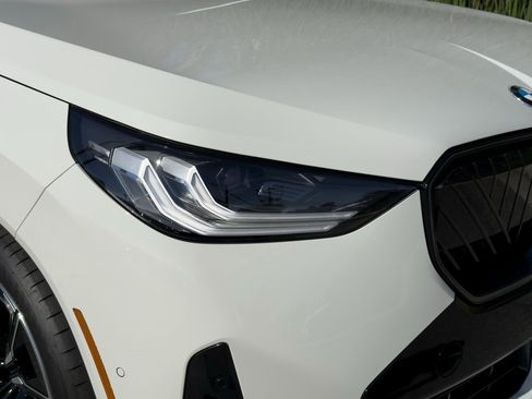 New 2026 BMW X3 xDrive30 w/ Premium Package image 8