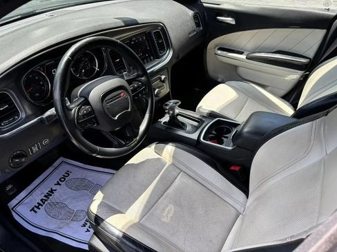 Used 2017 Dodge Charger SXT w/ AWD Plus Group image 2