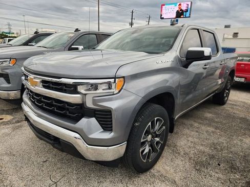 Used 2023 Chevrolet Silverado 1500 LT image 3