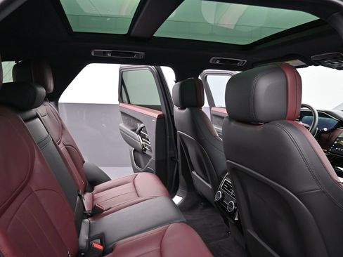 Used 2024 Land Rover Range Rover Sport Dynamic SE image 13