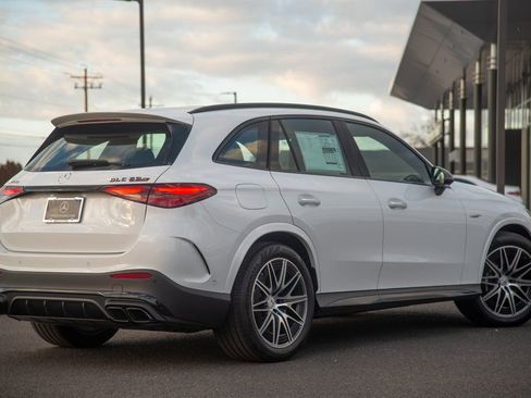 New 2025 Mercedes-Benz GLC 63 AMG S image 9