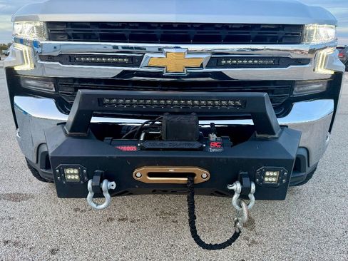 Used 2019 Chevrolet Silverado 1500 LT w/ All-Star Edition image 9