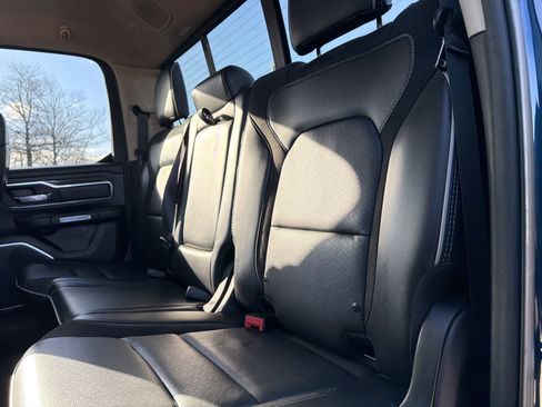 Used 2019 RAM 1500 Laramie image 28