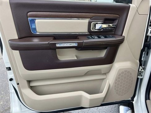 Used 2016 RAM 3500 Laramie w/ Convenience Group image 29