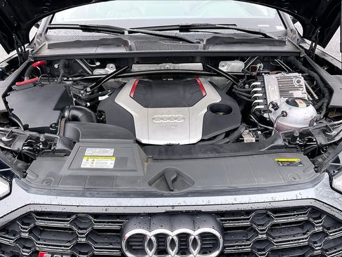 Used 2021 Audi SQ5 Premium Plus image 33
