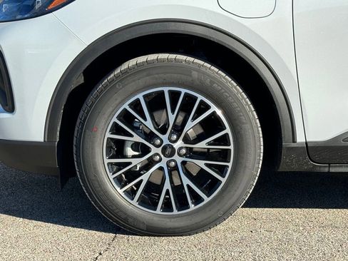 New 2025 Ford Escape SE w/ PHEV Premium Package image 39