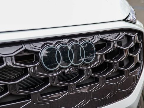 New 2026 Audi Q3 quattro 2.0T image 11