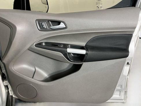 Used 2022 Ford Transit Connect XLT FWD image 33