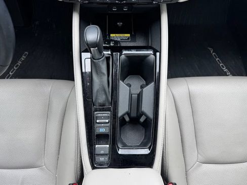 Used 2024 Honda Accord Touring image 24