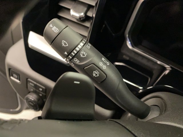 Used 2026 Chevrolet Silverado 1500 RST w/ Convenience Package II AWD/4WD image 32