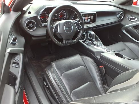 Used 2017 Chevrolet Camaro LT w/ RS Package image 13
