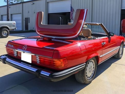 Used 1987 Mercedes-Benz 560 SL image 8