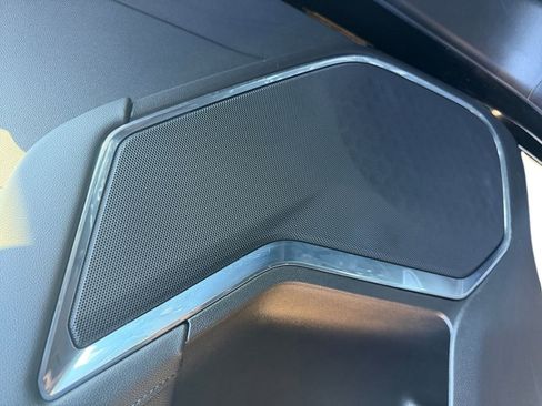 Used 2024 GMC Sierra 1500 Elevation image 27