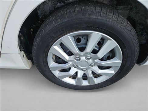 Used 2013 Toyota Corolla LE image 7