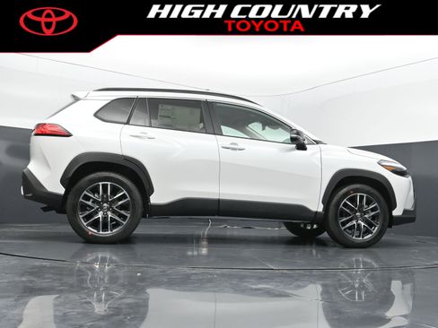New 2026 Toyota Corolla Cross XLE w/ Convenience Package FWD image 40