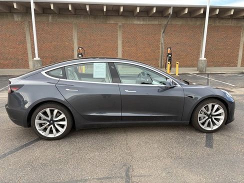 Used 2018 Tesla Model 3 Long Range image 6