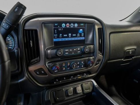 Used 2017 GMC Sierra 1500 SLT w/ All Terrain X Package AWD/4WD image 32