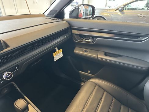 Used 2026 Honda CR-V Sport-L image 14