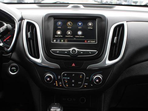 Used 2019 Chevrolet Equinox LT image 12