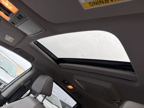 Used 2021 Honda Odyssey Elite image 24