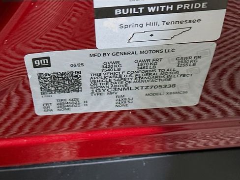 New 2026 Cadillac Vistiq Sport w/ LPO, Floor Liner Package image 22