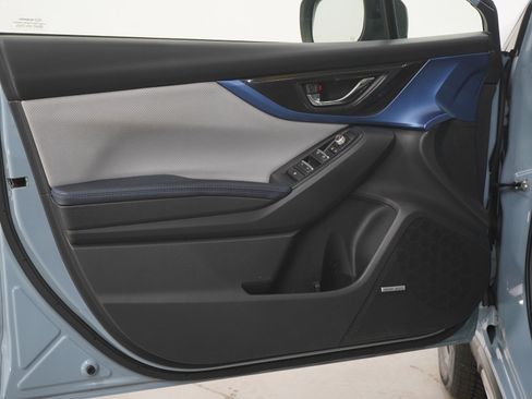 Used 2020 Subaru Crosstrek Hybrid w/ Moonroof Package w/Navigation image 19