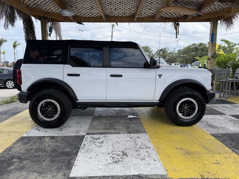 Used 2022 Ford Bronco 4-Door w/ Sasquatch Package AWD/4WD image 5