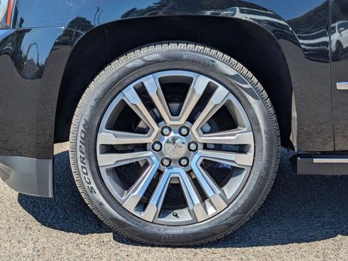 Used 2020 GMC Yukon Denali w/ Denali Ultimate Package AWD/4WD image 44