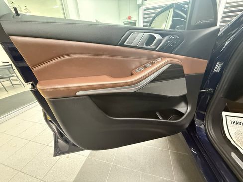 Used 2020 BMW X7 xDrive40i w/ Executive Package image 41