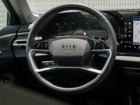 Used 2025 Audi A5 2.0T Premium Plus w/ Premium Plus AWD/4WD image 9