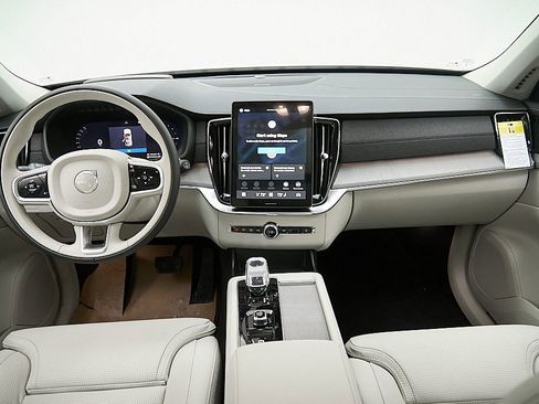 New 2026 Volvo XC90 T8 Ultra w/ Protection Package image 25