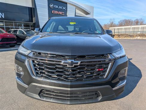 Certified 2023 Chevrolet Traverse RS image 2