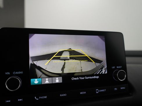 Used 2025 Honda HR-V LX image 28