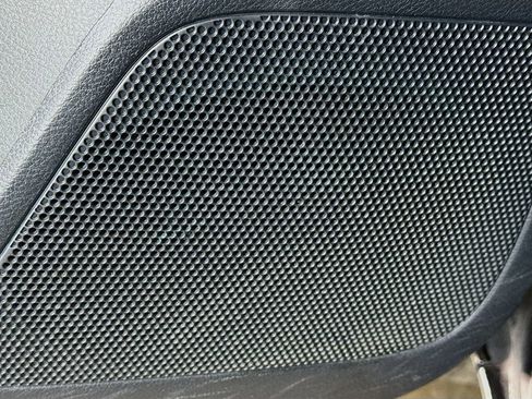 Used 2017 Toyota Tacoma TRD Off-Road w/ Tow Package (A/T) image 21